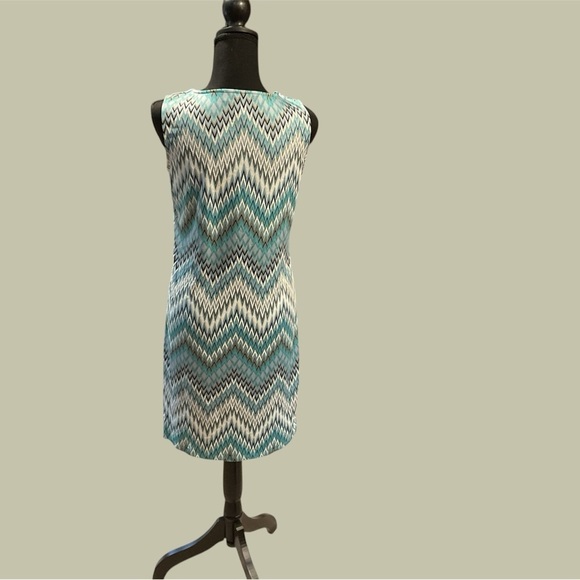 CAREER WEAR WOMENS SIZE SMALL AZTEC STYLE PRINT BY TACERA VERY GENTLY WORN - Picture 2 of 3